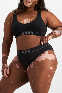 Bonds Womens Retro Rib Seamless Hi Bikini Hi Leg Smooth Stretchy 3 Pack WU8GT